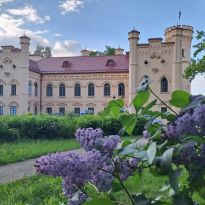 Sandras Kotānes pavasarmirklis Preiļu muižas parkā

Egita Terēze Jonāne, egitalobs@gmail.com

#lobs_lv #pavasarmirklis #preiļumuizasparks #sandrakotane #dzivessvinesana @sekotaji