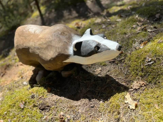 Valda Grebeža koka māksla