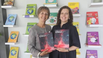 Attēls rakstam: Līvānu skolotāja Sandra Ziemele ir līdzautore ķīmijas mācību grāmatai