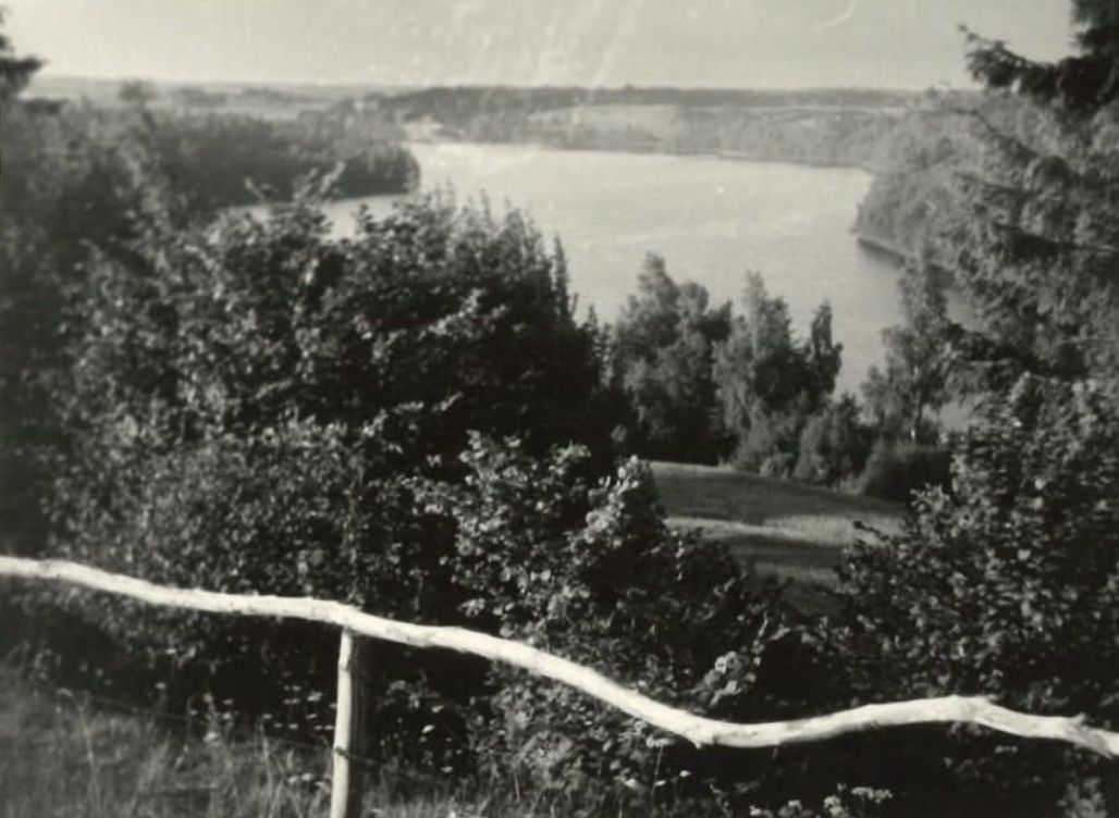 Sauleskalns un ezeri