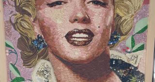 Attēls rakstam: Bari pilsētā izstāde "Skati uz kino" no ... industriāliem materiāliem