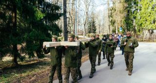 Attēls rakstam: Zemessargu Krustaceļa lūgšana Lūznavā