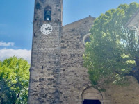 La Tour - ciemats, kas necenšas izlikties