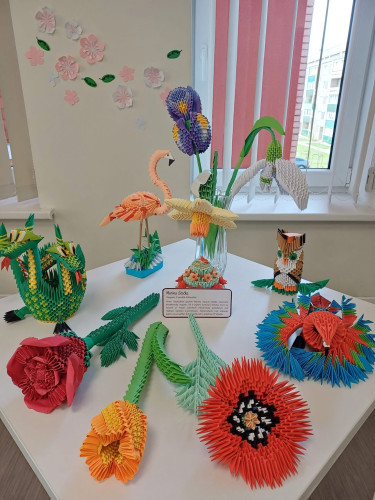 Daugavpils bibliotekāri apvienojas radošuma izstādē