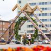 Attēls rakstam: Daugavpili rotā liels Līgo vainags