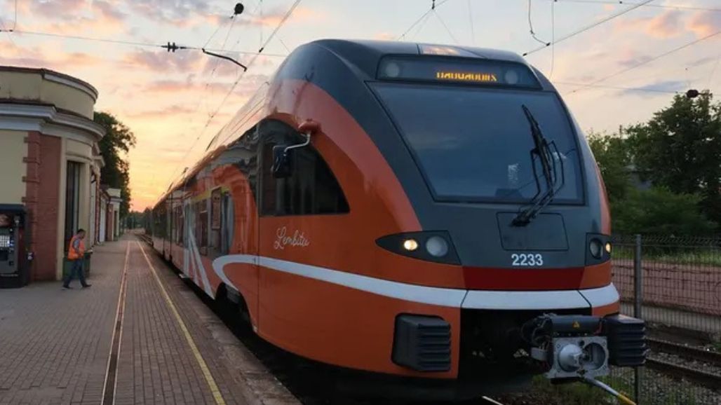 Uz Daugavpili kursēs no igauņiem nomāts vilciens